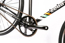 Cargar imagen en el visor de la galería, Bicicleta - Zega Mixte Negro Sobriedad - La Bicicletería