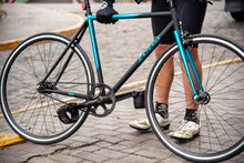 Cargar imagen en el visor de la galería, Bicicleta - Zega Fija 2Tone Cromoesmeralda / Grafito