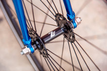 Cargar imagen en el visor de la galería, Bicicleta - Zega Fija 2Tone Cromoazul / Grafito