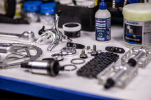 Cargar imagen en el visor de la galería, Plan Anual de Mantenimiento Deportivo (Doble Suspensión) - La Bicicletería