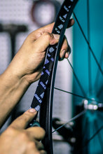 Cargar imagen en el visor de la galería, Tejido - La Bicicletería