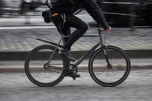 Cargar imagen en el visor de la galería, Tapabarro - Ass Saver Fendor Bendor Regular Black - La Bicicletería