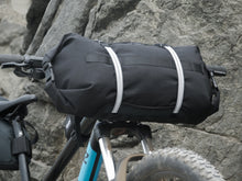 Cargar imagen en el visor de la galería, Bolso para timón 2022 - Negro- Leclet

